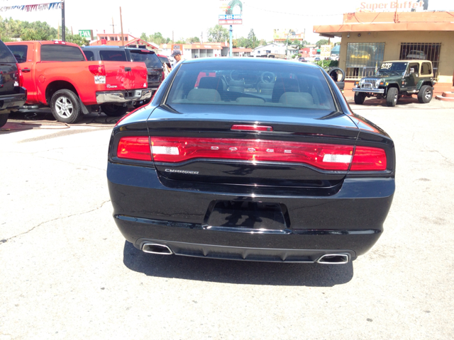 2013 Dodge Charger SE