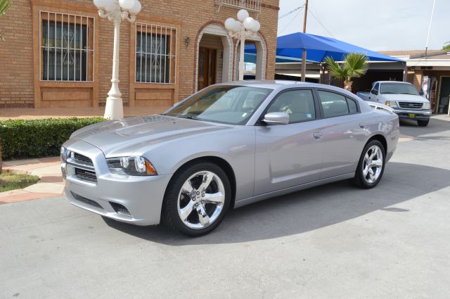 2013 Dodge Charger SE