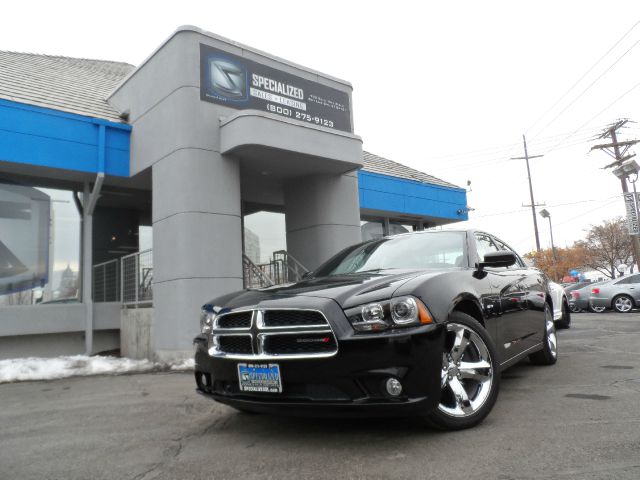 2013 Dodge Charger Deluxe Convertible