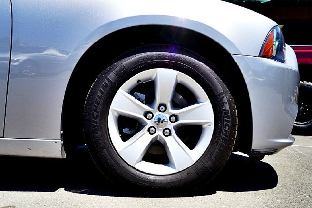 2013 Dodge Charger SE