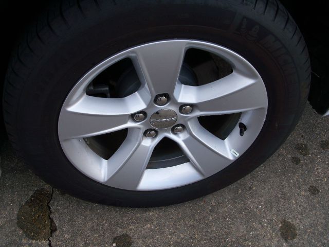 2013 Dodge Charger SE