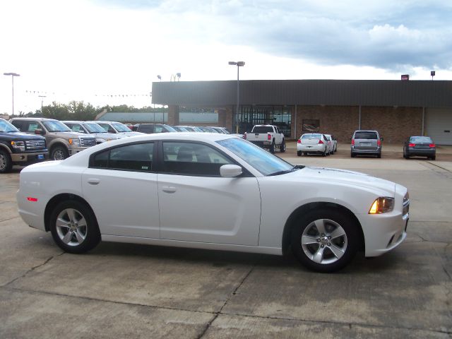 2013 Dodge Charger SE