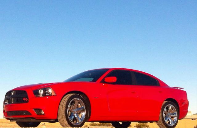 2013 Dodge Charger Deluxe Convertible