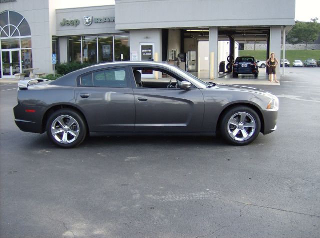 2013 Dodge Charger SE