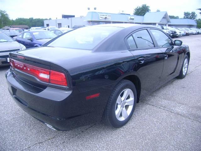 2013 Dodge Charger SE