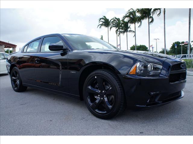 2013 Dodge Charger Deluxe Convertible