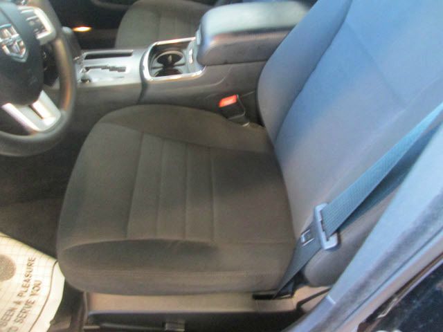 2013 Dodge Charger SE