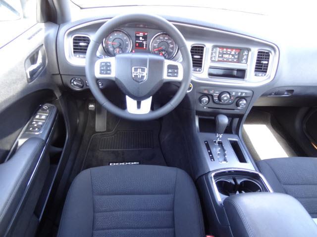 2013 Dodge Charger SE