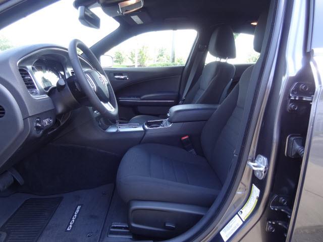 2013 Dodge Charger SE