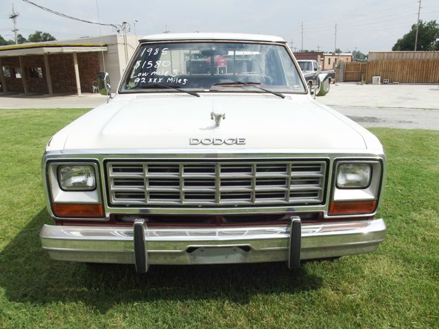 1985 Dodge D150 Pickup 4wd
