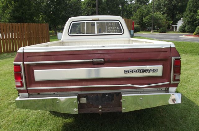 1985 Dodge D150 Pickup 4wd