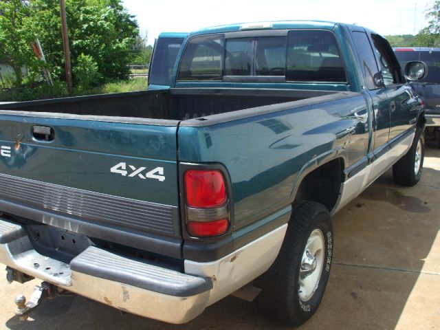 1998 Dodge D150 Pickup SLT
