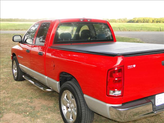 2005 Dodge D150 Pickup SLT