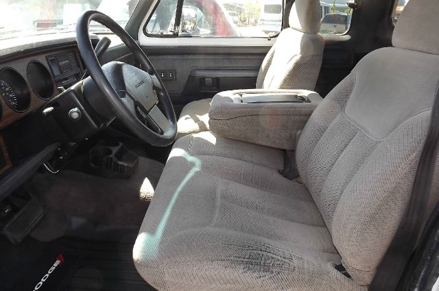 1992 Dodge D250 Pickup Unknown