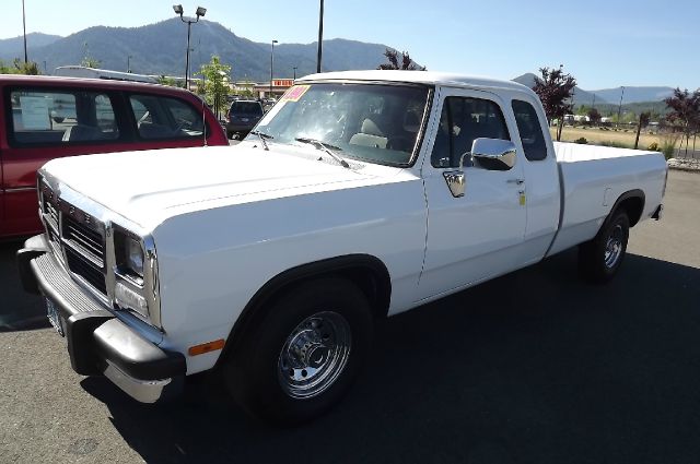 1992 Dodge D250 Pickup Unknown