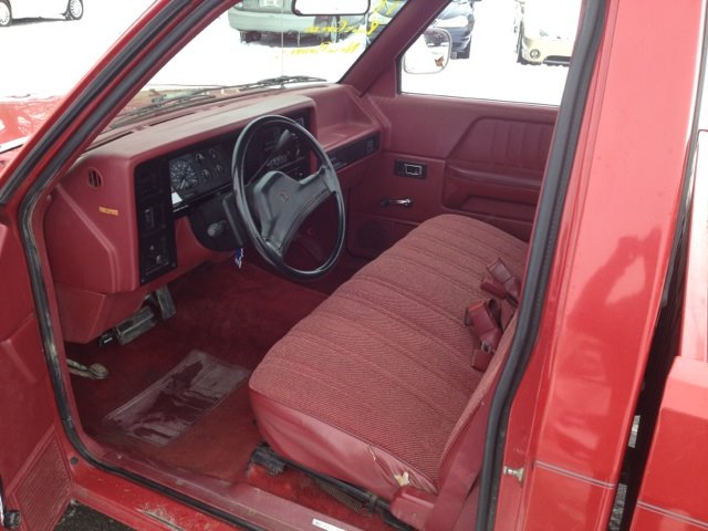1991 Dodge Dakota Lariat 4D Crew Cab Truck