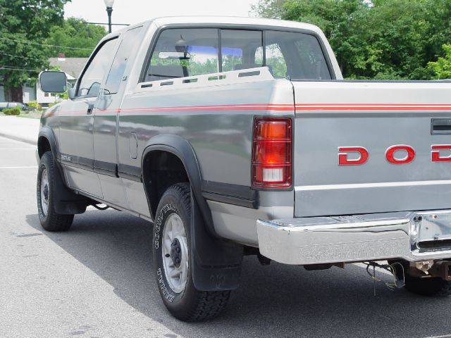 1993 Dodge Dakota 52C