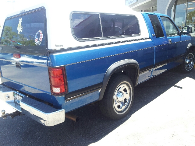 1994 Dodge Dakota Hybrid Sedan 4D