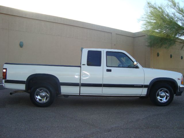 1996 Dodge Dakota Premier 4x4 SUV
