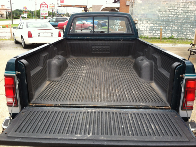 1996 Dodge Dakota All-wheel-drive Premium