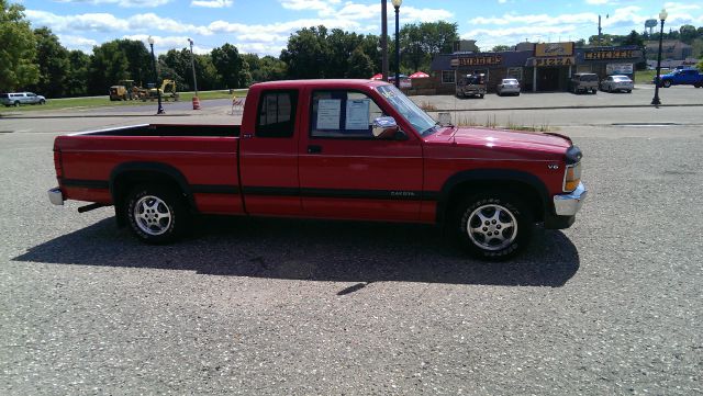 1996 Dodge Dakota Premier 4x4 SUV