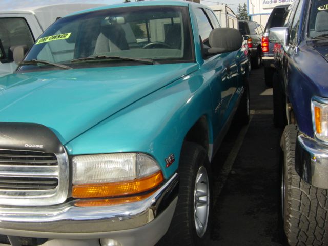 1997 Dodge Dakota Premier 4x4 SUV