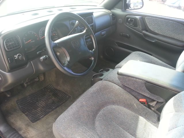 1997 Dodge Dakota Premier 4x4 SUV