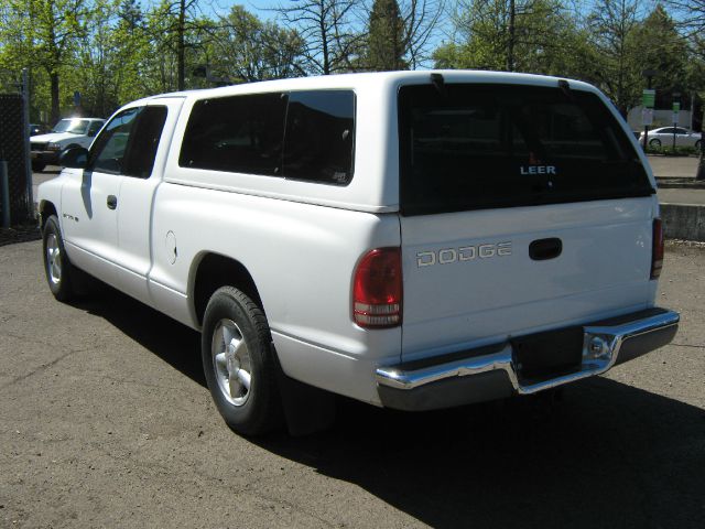 1998 Dodge Dakota Premier 4x4 SUV