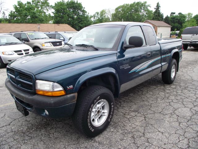 1998 Dodge Dakota 2dr Sport Coupe AMG