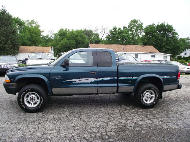 1998 Dodge Dakota 2dr Sport Coupe AMG