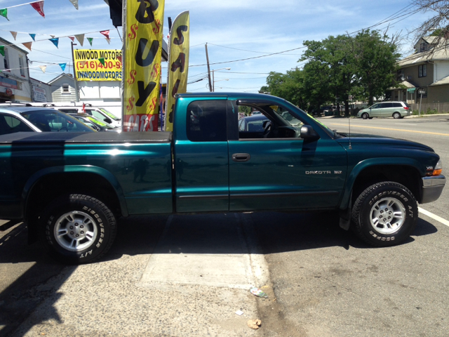 1998 Dodge Dakota 2500 Xtnded Cargo Van W. Bins
