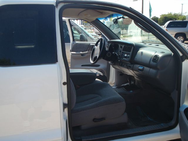 1998 Dodge Dakota 2dr Sport Coupe AMG