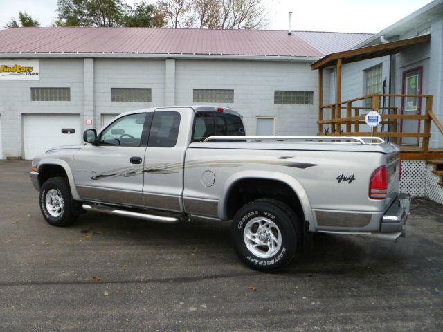 1998 Dodge Dakota 2dr Sport Coupe AMG