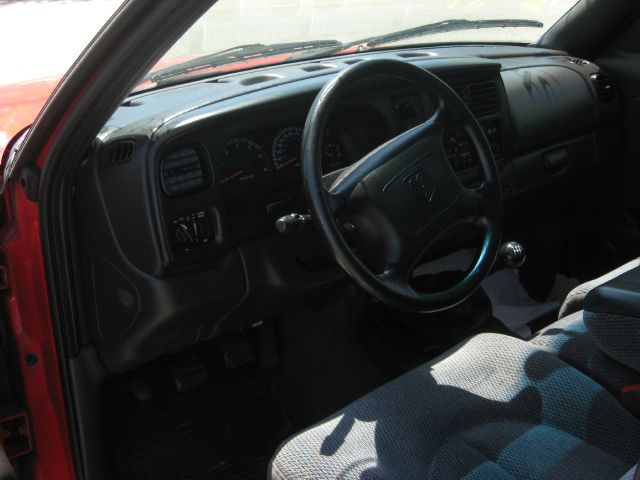 1999 Dodge Dakota EXT WB LS 1SC P
