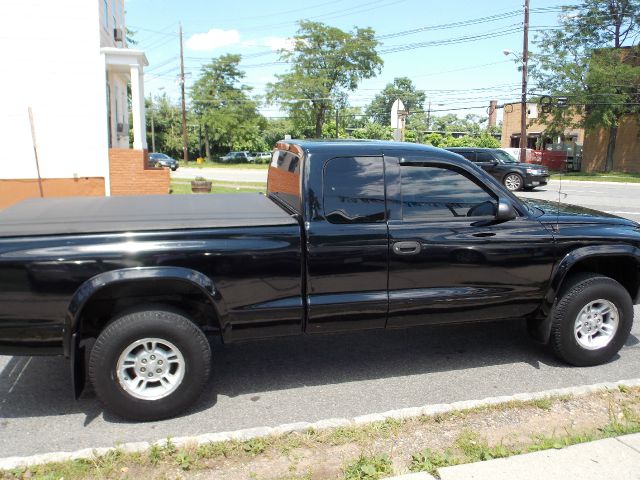 1999 Dodge Dakota 2dr Sport Coupe AMG