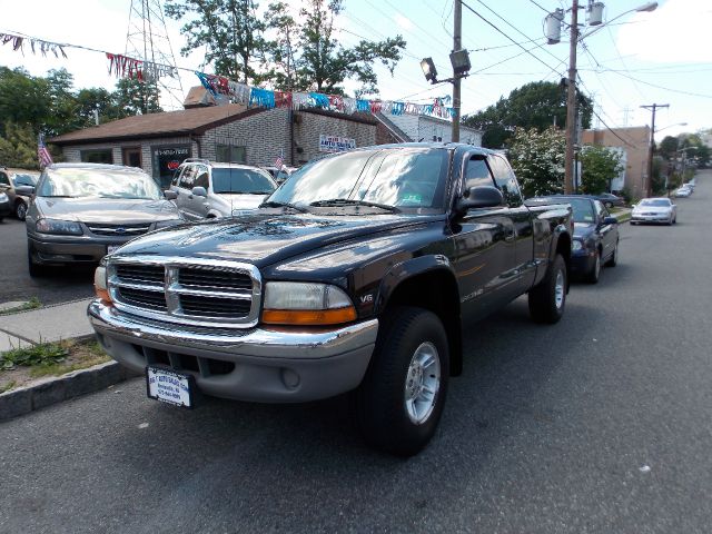 1999 Dodge Dakota 2dr Sport Coupe AMG