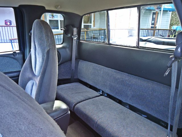 1999 Dodge Dakota 2dr Sport Coupe AMG