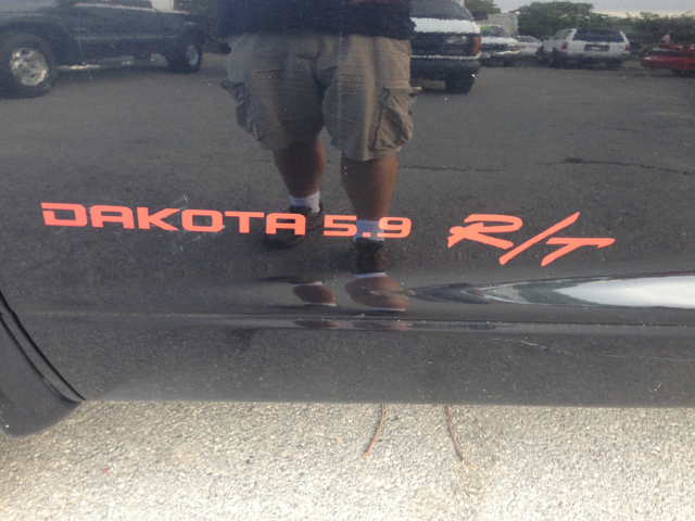 1999 Dodge Dakota 4dr Sdn CVT LE Anniversary Edition FWD Sedan