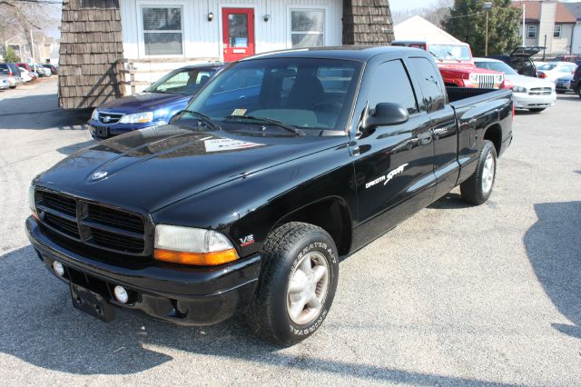 1999 Dodge Dakota Premier 4x4 SUV