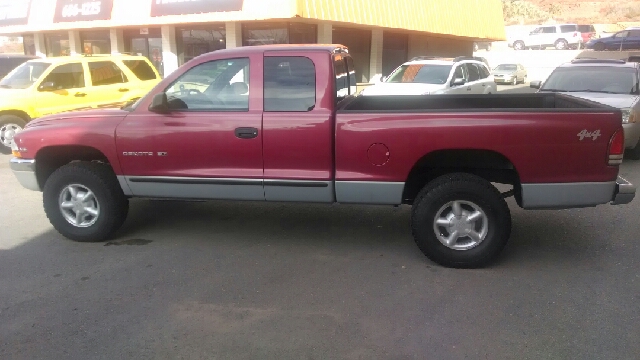1999 Dodge Dakota 2dr Sport Coupe AMG