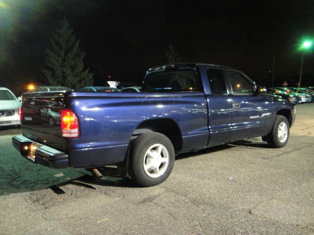 1999 Dodge Dakota Premier 4x4 SUV