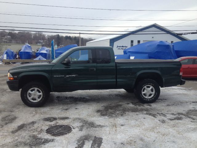 1999 Dodge Dakota 2dr Sport Coupe AMG
