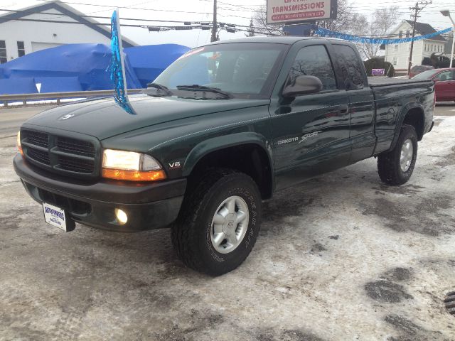 1999 Dodge Dakota 2dr Sport Coupe AMG