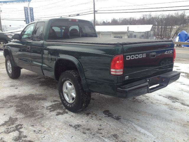 1999 Dodge Dakota 2dr Sport Coupe AMG