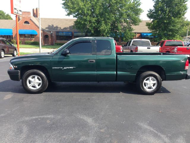 1999 Dodge Dakota Premier 4x4 SUV