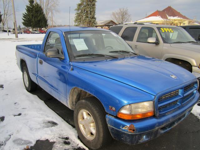 2000 Dodge Dakota Base