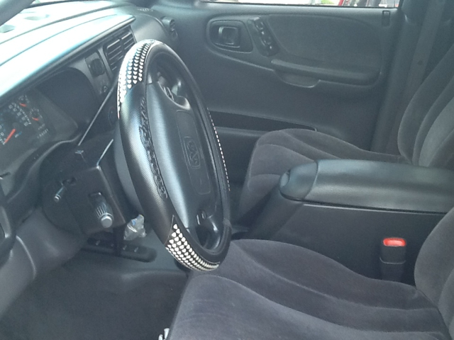 2000 Dodge Dakota 4X4 Premier (roof)