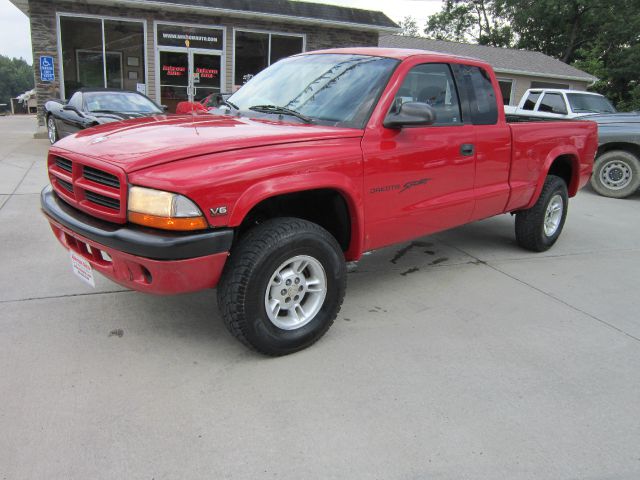 2000 Dodge Dakota L Sport Utility