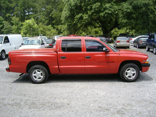 2000 Dodge Dakota Premier 4x4 SUV