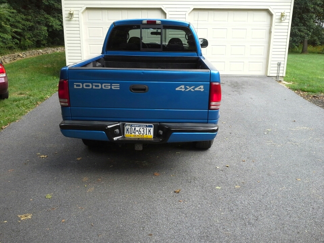 2000 Dodge Dakota 4X4 Premier (roof)